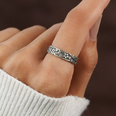 Balmora Silver Flower Ring - Beautiful Earth Boutique