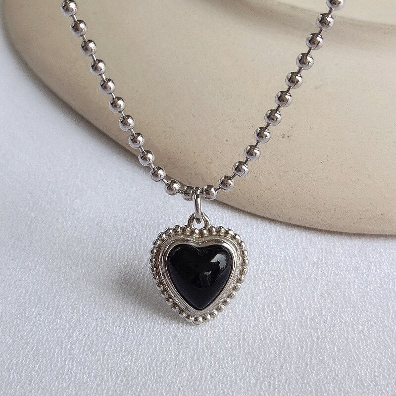 Black Agate Heart Necklace - Beautiful Earth Boutique