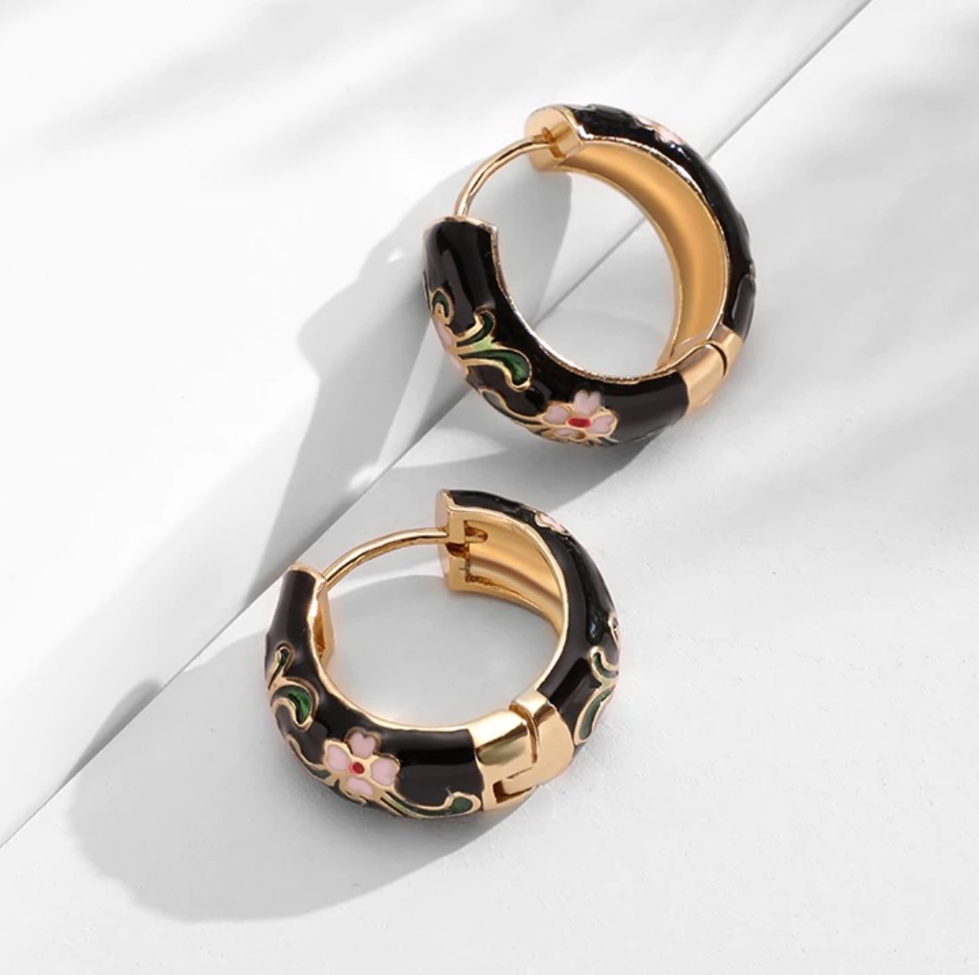 Black Gold Hoop Flower Earrings - Beautiful Earth Boutique