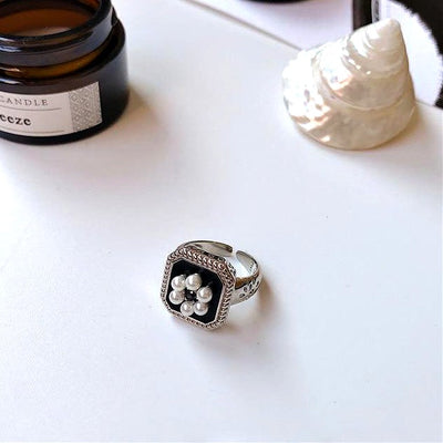 Black Vintage Pearl Rings - Beautiful Earth Boutique