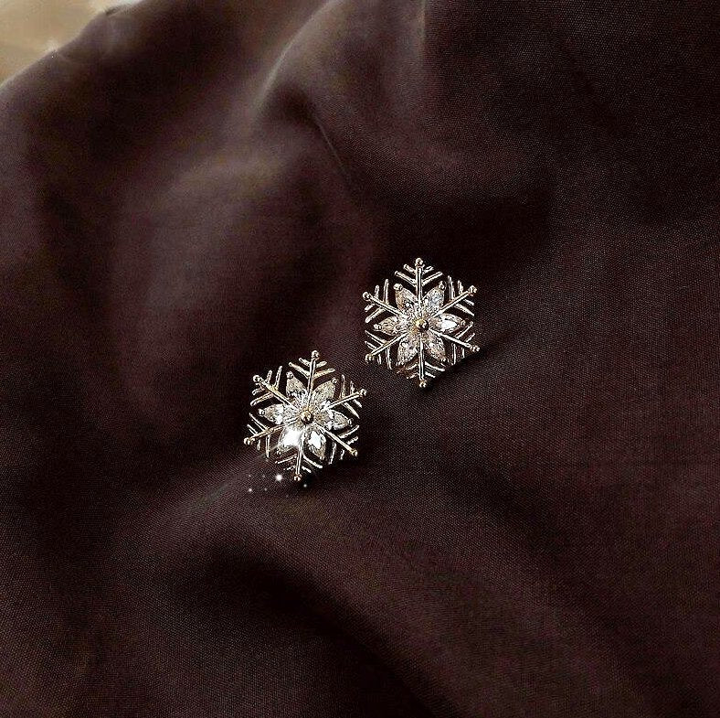 Crystal Snowflake Earrings