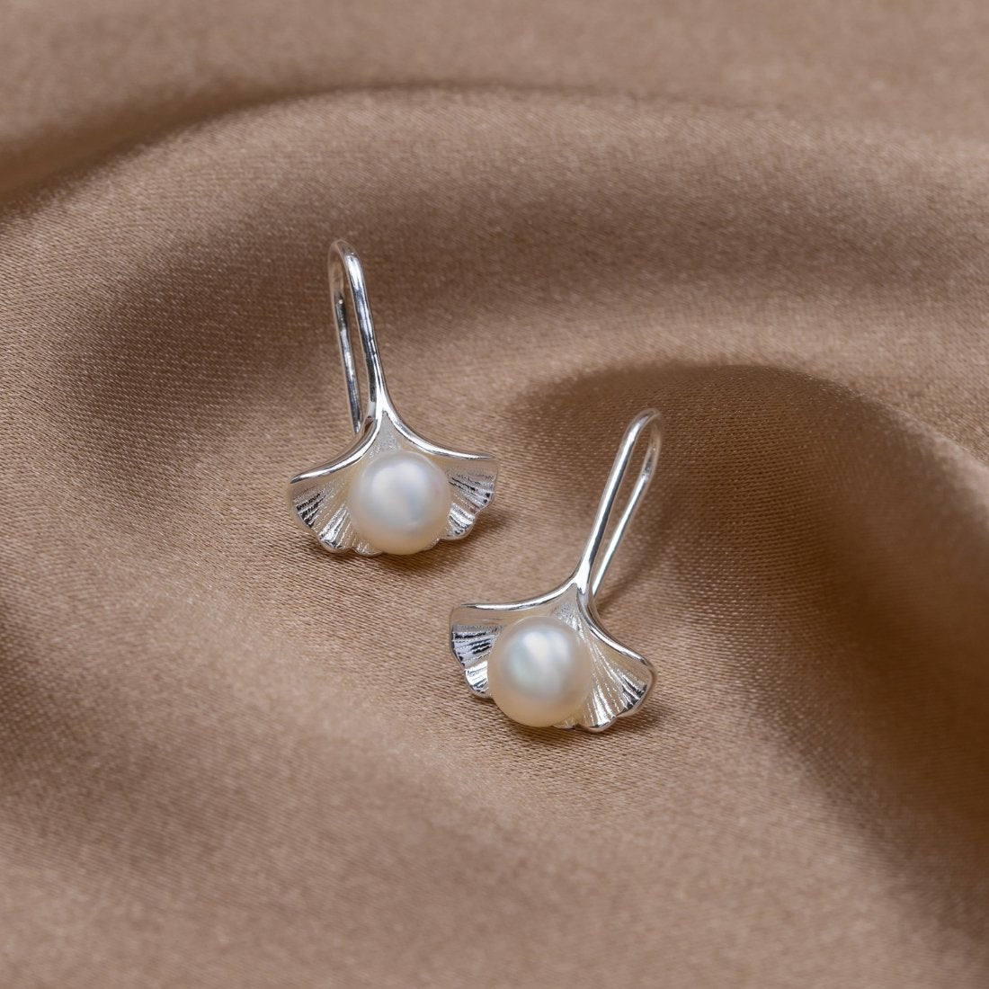 Dahra Pearl Sterling Silver Earrings - Beautiful Earth Boutique