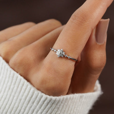 Daughter | 925 Sterling Silver Snowflake Ring - Beautiful Earth Boutique