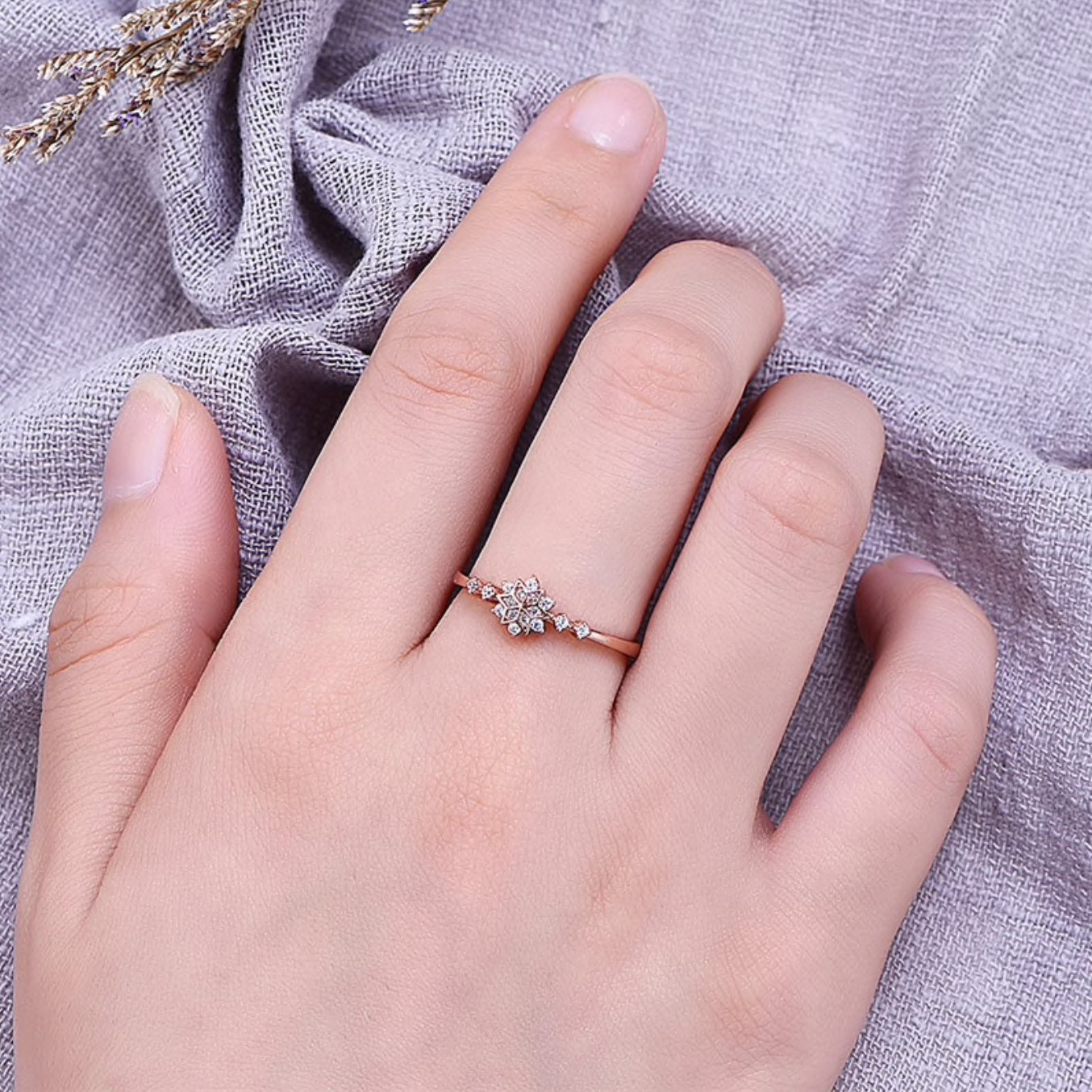 Daughter | 925 Sterling Silver Snowflake Ring - Beautiful Earth Boutique