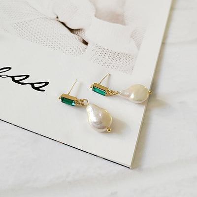 Green Crystal & Pearl Earrings