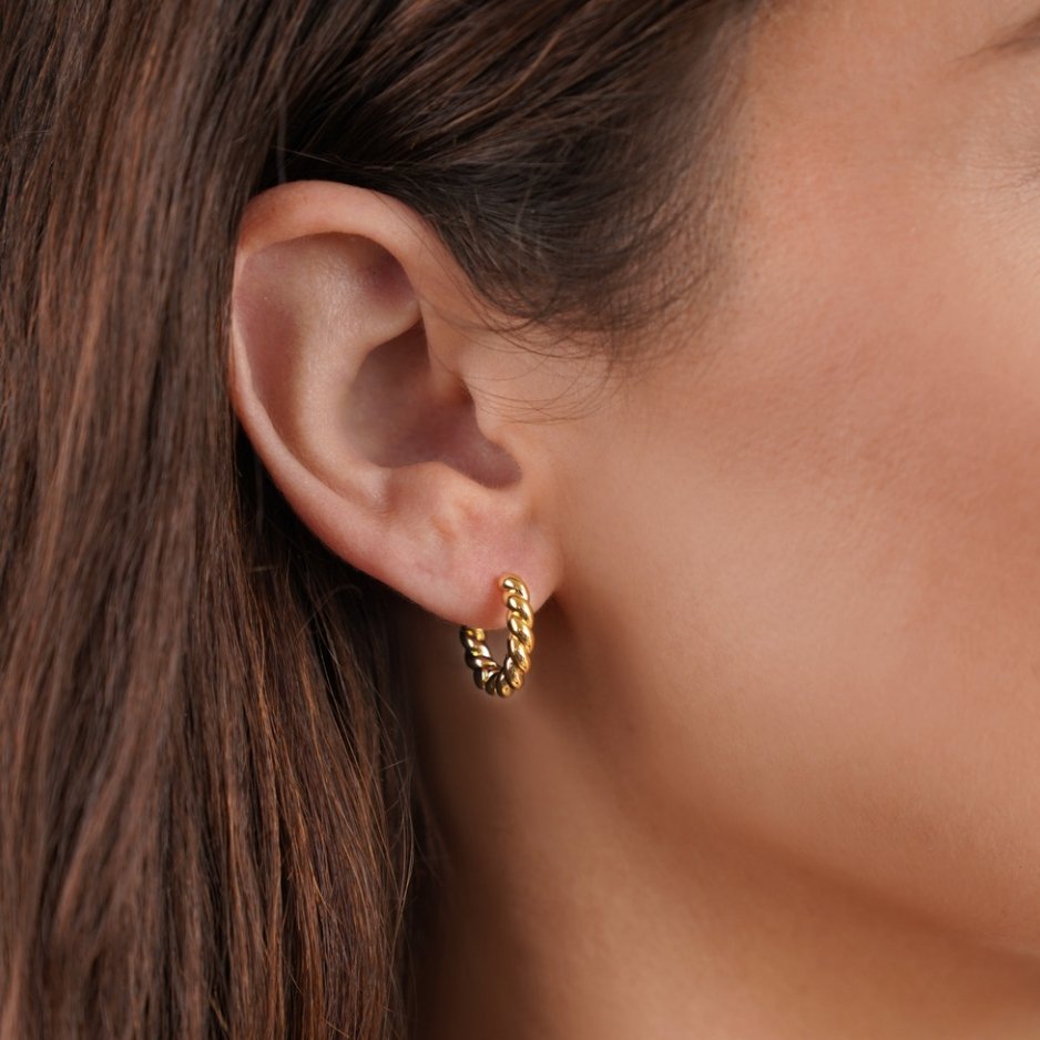 Layla Gold Twist Earrings - Beautiful Earth Boutique