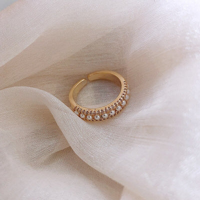 Luxury Gold Pearl Ring