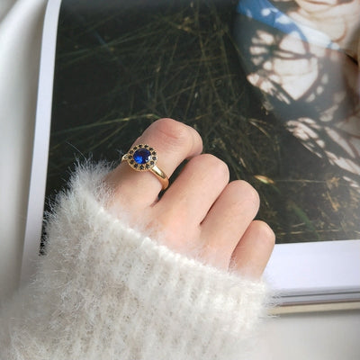 Luxury Gold Sapphire Ring