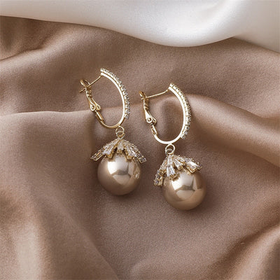 Malia Pearl Drop Earrings - Beautiful Earth Boutique