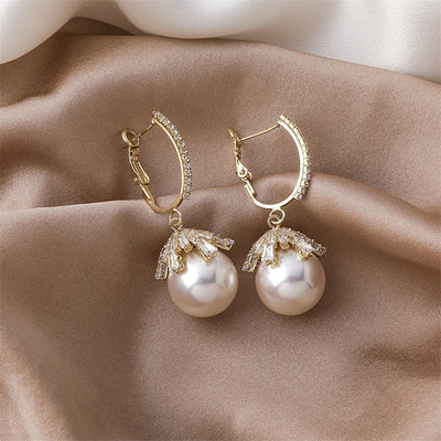 Malia Pearl Drop Earrings - Beautiful Earth Boutique