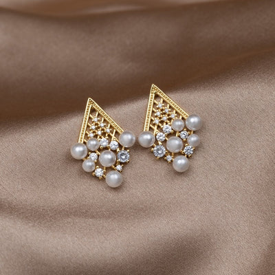 Vintage Crystal & Pearl Drop Earrings - Beautiful Earth Boutique