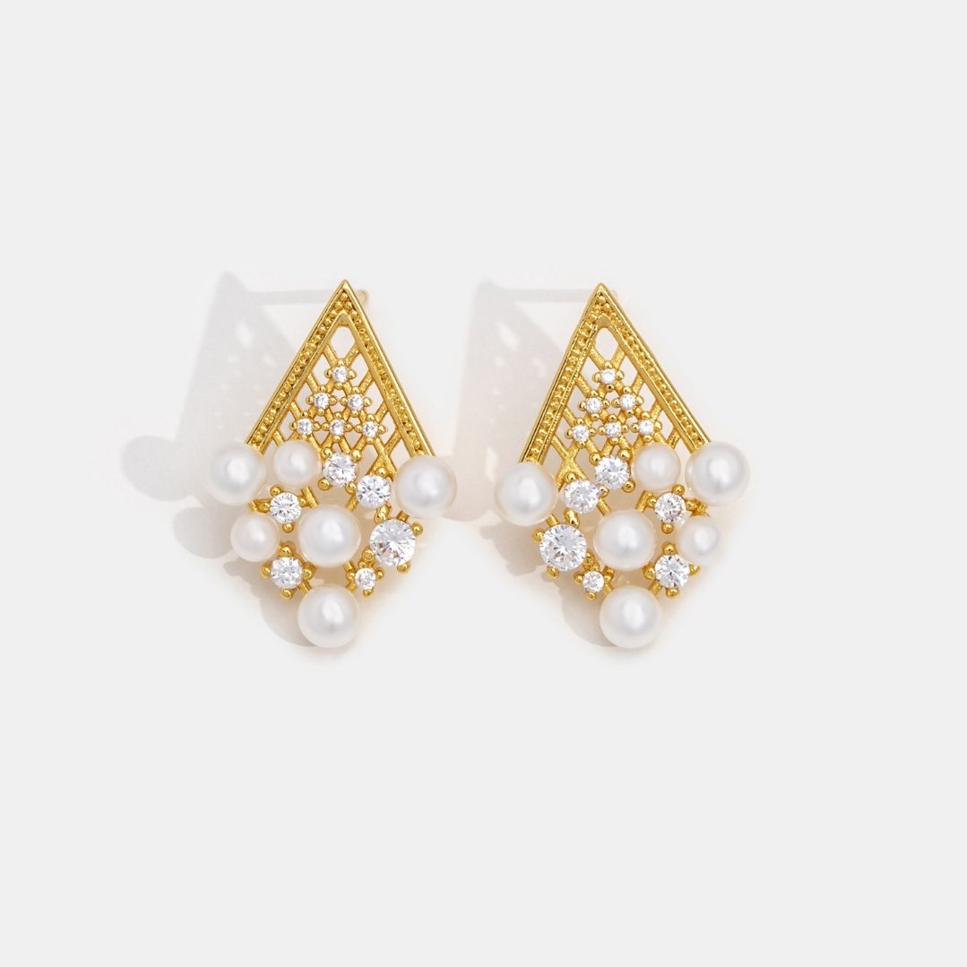 Vintage Crystal & Pearl Drop Earrings - Beautiful Earth Boutique