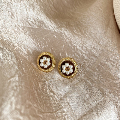 Vintage Flower Pearl Earrings