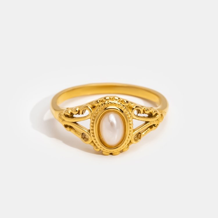 Vintage Royal Pearl Ring - Beautiful Earth Boutique