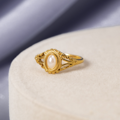 Vintage Royal Pearl Ring - Beautiful Earth Boutique